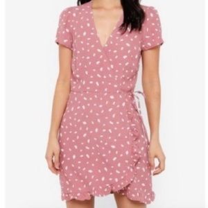 Abercrombie sun dress. Size medium. Never worn. New without tags. Wrap dress.